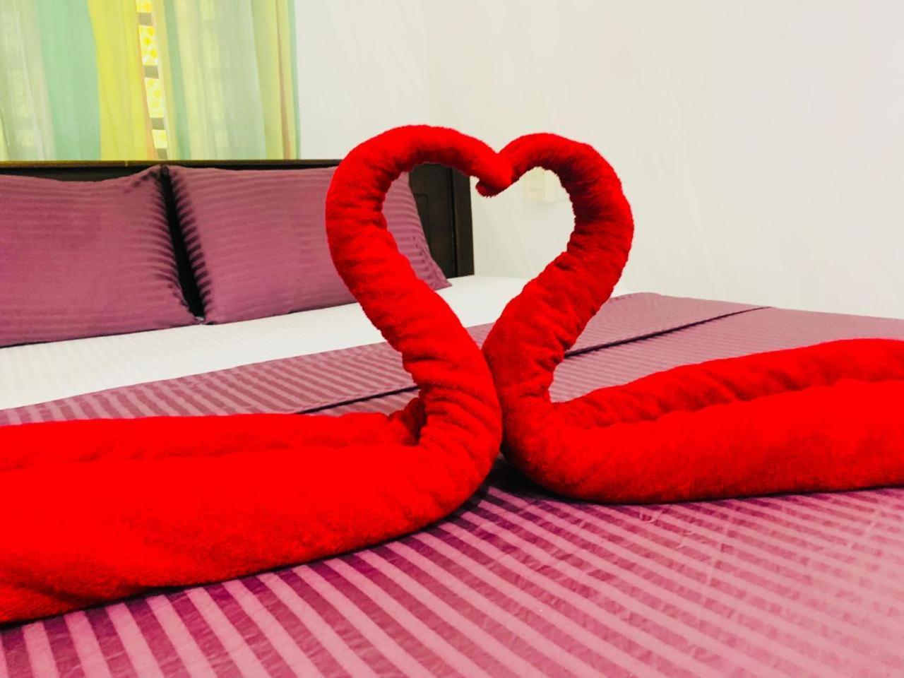 Poppies Mirissa Hotel Екстериор снимка